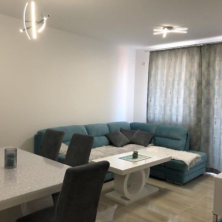Apartman Sims Bijeljina Exterior photo