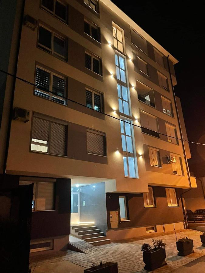 Apartman Sims Bijeljina Exterior photo